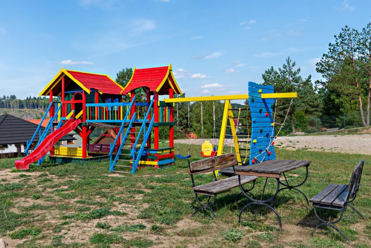 Malinowe Wzgorze Domki 90 M2 Z Sauna I Balia Krzeszna Εξωτερικό φωτογραφία